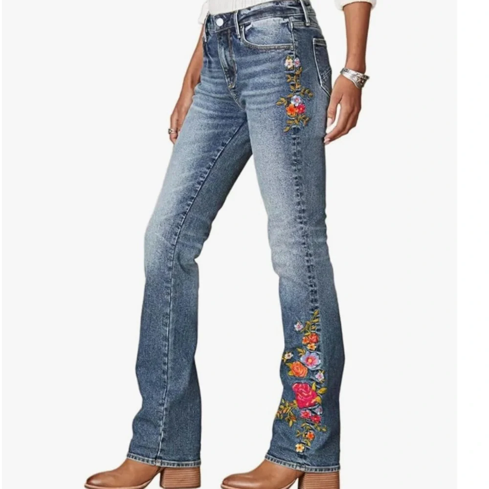 NWT Flamingals Floral Embroidered Boot Cut Jeans - Size: Large - Picture 13 of 13